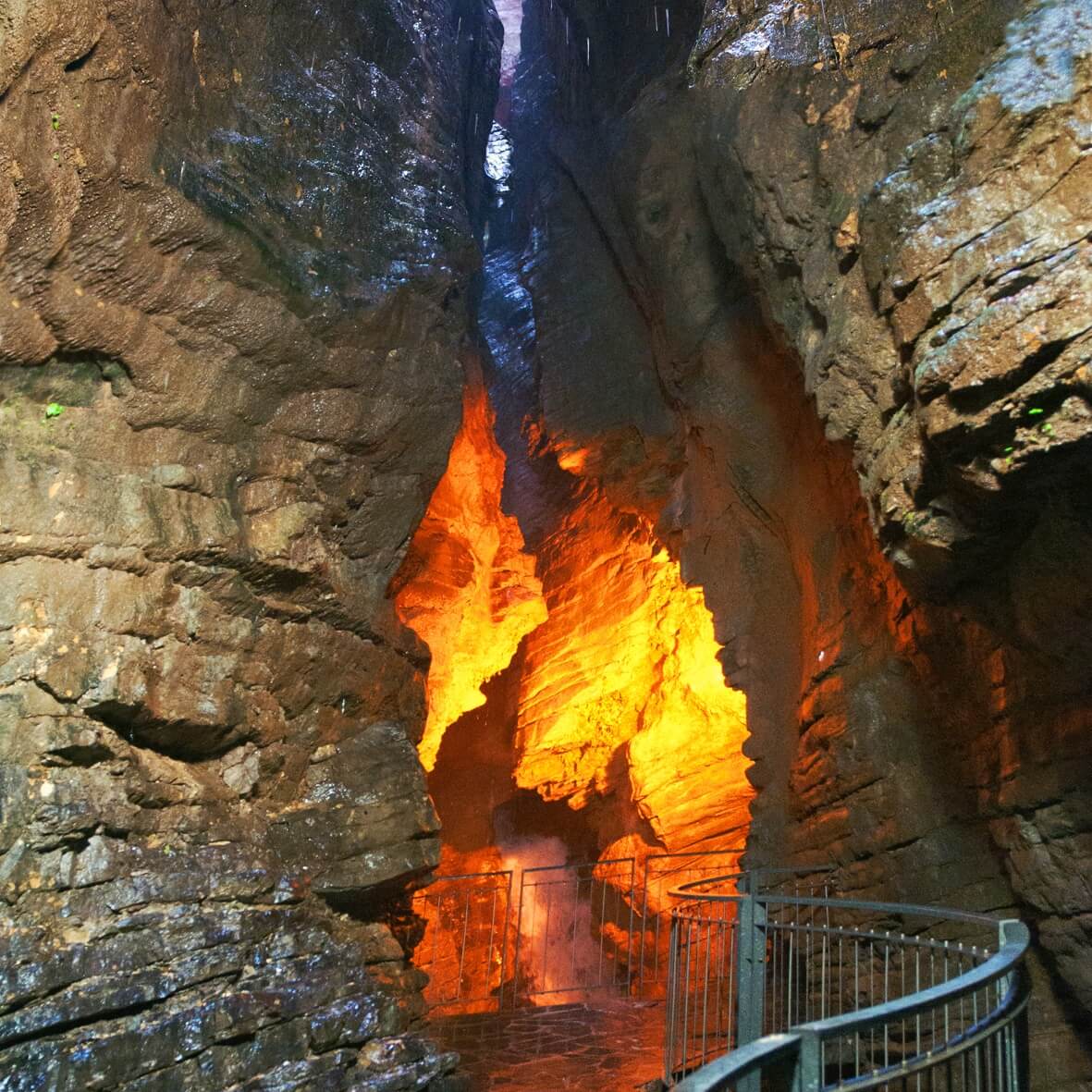 Подземные водопады Cascate del Varone
