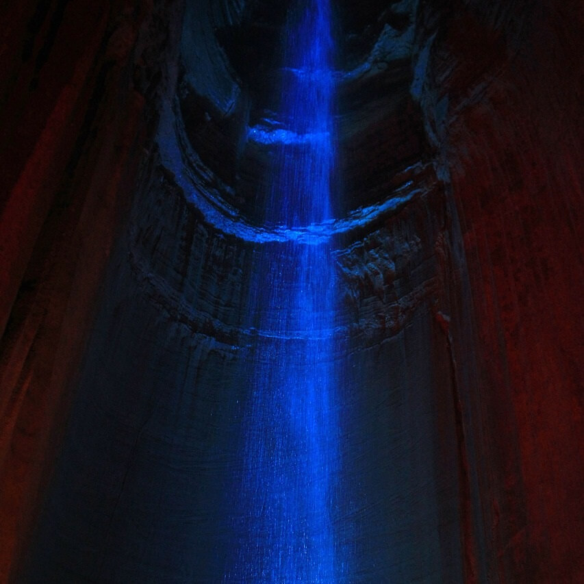 Водопад Руби Фолс в Теннесси, США
